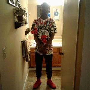 Meet your Posher, Elijah